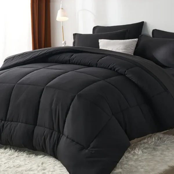 7pcs Luxurious Checkered Queen Comforter Set - Stain Resistant, Soft Microfiber, Lightweight, Breathable, Easy Care-And Bed In A Bag Convenience For All Seasons, With Comforter, Flat Sheet, Fitted Sheet, And Pillowcases, Christmas Gift